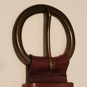 Brown genuine leather belt round buckle